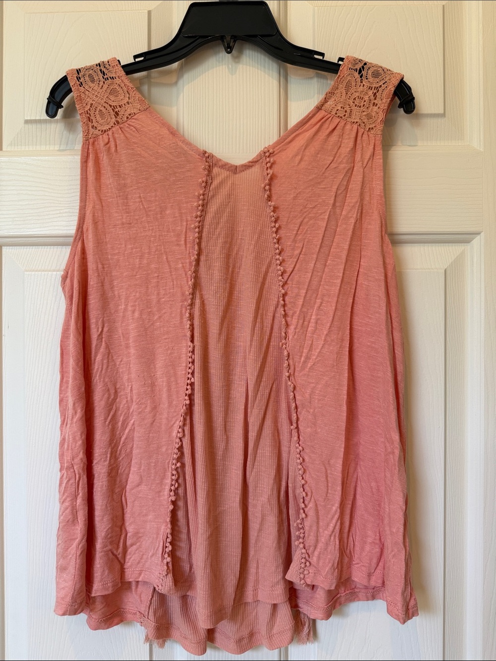 Knox Rose Crochet-Trim V-Neck Camisole in Dusty Rose - Picture 5 of 5